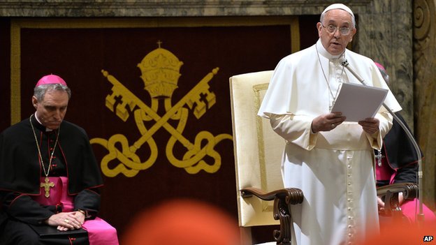 Pope Francis sharply criticises Vatican bureaucracy